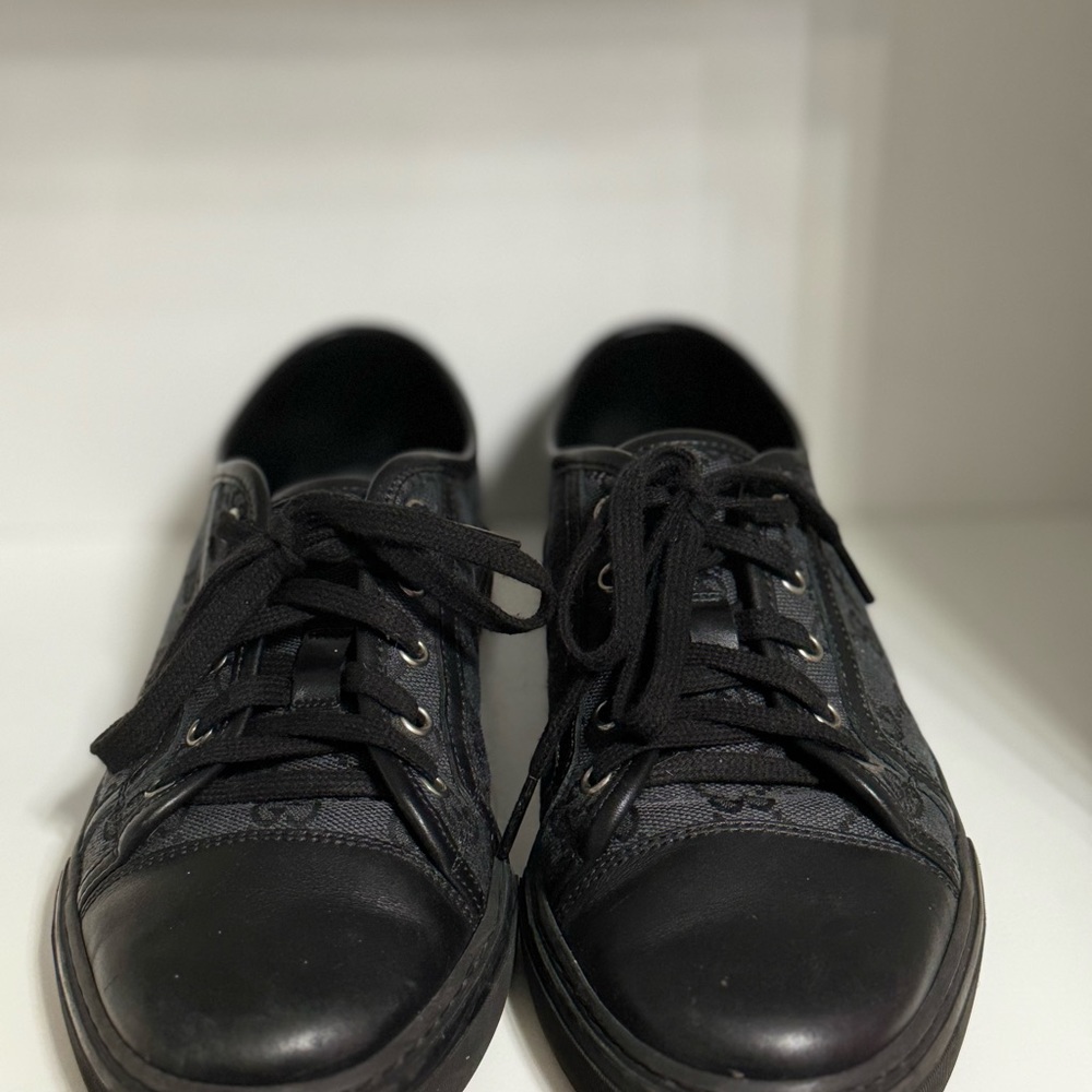 Men’s Gucci shoes - Picture 4 of 6